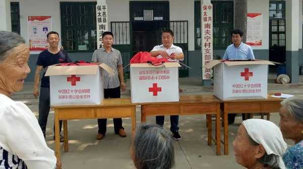 在乡村振兴的道路上(图1)