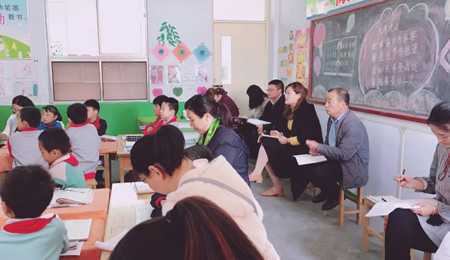 落花深处   共促发展(图2)