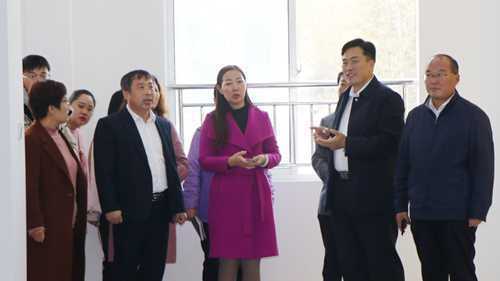 新疆疏勒县第一小学赴平邑实小考察(图2) 新疆疏勒县第一小学赴平邑实小考察(图2)