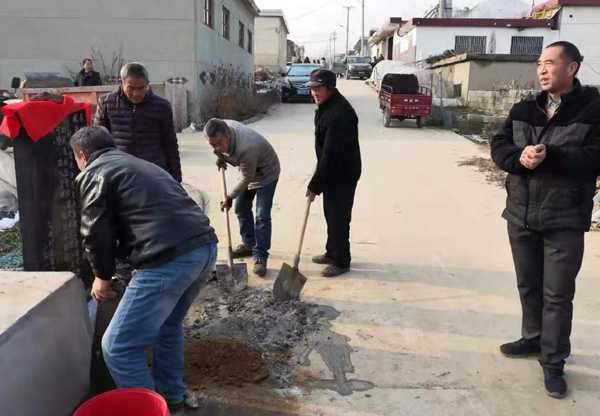 慷慨解囊修建家乡桥    弘扬正气树立“功德碑”(图1)