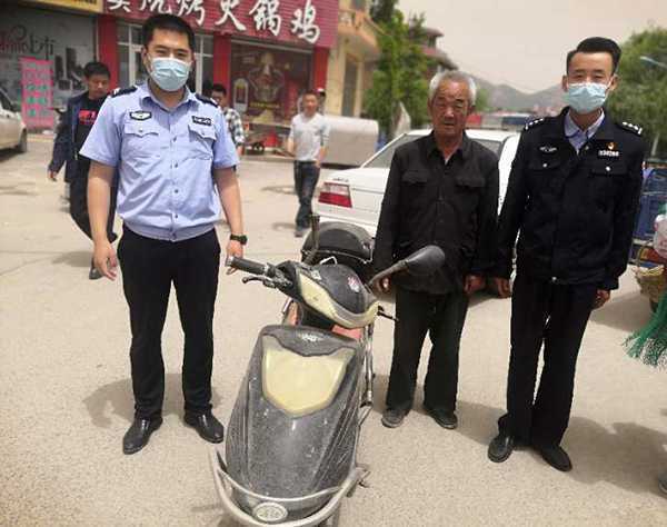 醉酒致电动车丢失 经民警调查真相大白(图1) 醉酒致电动车丢失 经民警调查真相大白(图1)