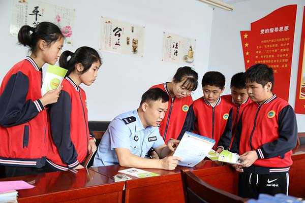 禁毒宣传进校园 筑牢防毒安全墙(图2) 禁毒宣传进校园 筑牢防毒安全墙(图2)