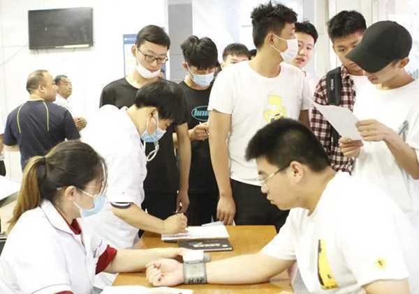 沂水县高庄镇征兵入伍初检工作顺利结束(图1) 沂水县高庄镇征兵入伍初检工作顺利结束(图1)