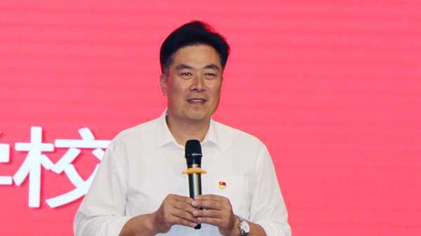 平邑县实小兴蒙举办“分享助力成长”活动(图2) 平邑县实小兴蒙举办“分享助力成长”活动(图2)