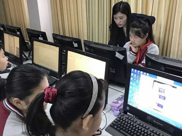 地方镇中心校开展信息技术教师素质提升活动(图2) 地方镇中心校开展信息技术教师素质提升活动(图2)