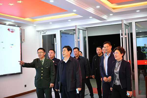 国家退役军人服务中心张培祥到铜石检查指导(图1) 国家退役军人服务中心张培祥到铜石检查指导(图1)