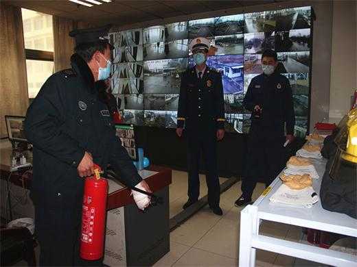 费县消防救援大队开展消防产品突击检查活动(图1) 费县消防救援大队开展消防产品突击检查活动(图1)