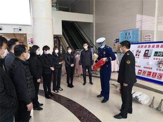 费县消防救援大队开展消防产品突击检查活动(图2) 费县消防救援大队开展消防产品突击检查活动(图2)