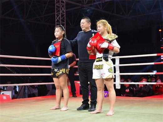 “临沂投发集团”杯泰拳搏击争霸赛胜利闭幕(图4)