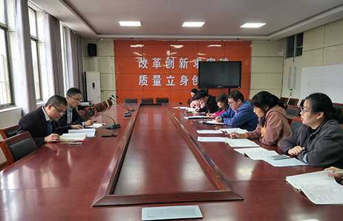 柏林镇中心小学举行外出学习汇报活动(图1) 柏林镇中心小学举行外出学习汇报活动(图1)