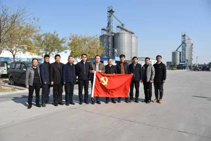 “红领书记”领航聚力 助力企业解决难题(图3) “红领书记”领航聚力 助力企业解决难题(图3)