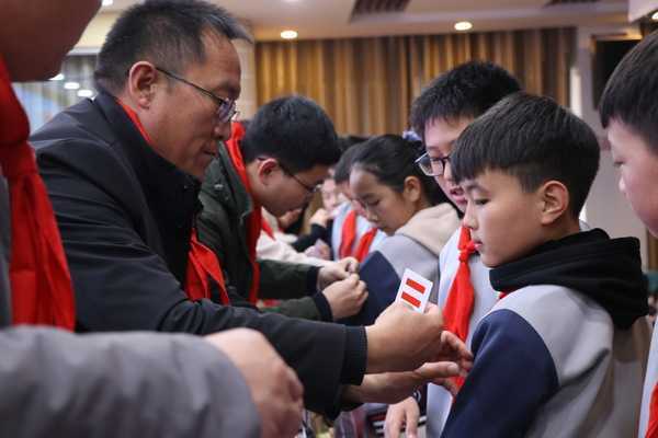 迎接少代会 争做好队员(图2) 迎接少代会 争做好队员(图2)