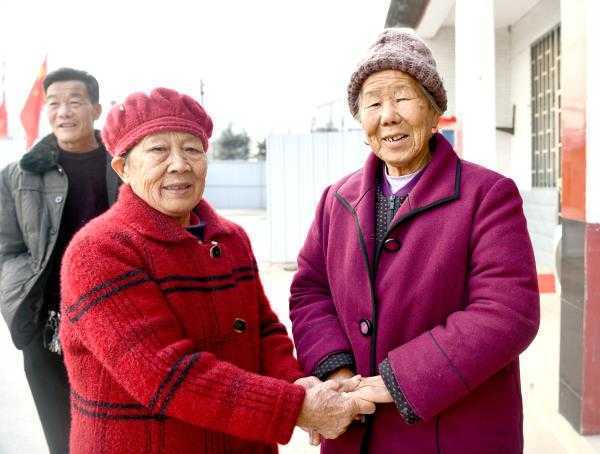 这边丢钱正心烦 那边送来开笑颜(图1)