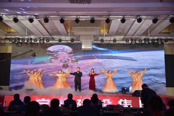 平邑宝业建设集团举行创立大会(图5) 平邑宝业建设集团举行创立大会(图5)