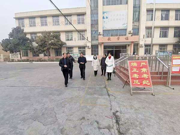 督导期末质量监测 不断提升教学水平(图1) 督导期末质量监测 不断提升教学水平(图1)