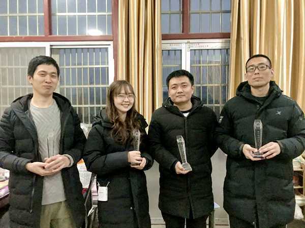 大泉小学举办迎新年趣味运动会(图2) 大泉小学举办迎新年趣味运动会(图2)