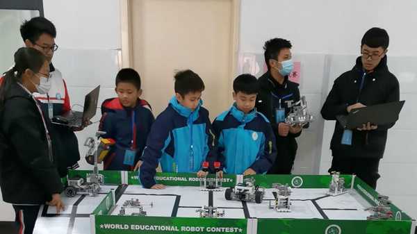 祝贺孩子们荣获“一、二等奖”(图1) 祝贺孩子们荣获“一、二等奖”(图1)