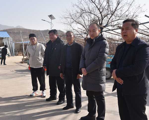 关爱老人 温暖过冬(图2) 关爱老人 温暖过冬(图2)