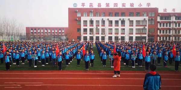 向英雄致敬 向榜样学习(图3) 向英雄致敬 向榜样学习(图3)