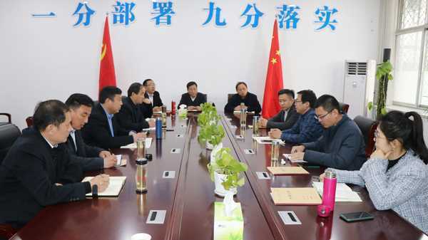 山东平邑:实验小学特邀省教科院专家精准谋划(图1) 山东平邑:实验小学特邀省教科院专家精准谋划(图1)