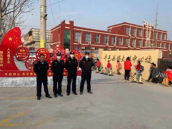 保太派出所撑起“平安伞”(图1)
