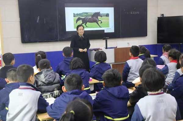 兴蒙学校举行语文“生本+展学”课堂展示活动(图1) 兴蒙学校举行语文“生本+展学”课堂展示活动(图1)