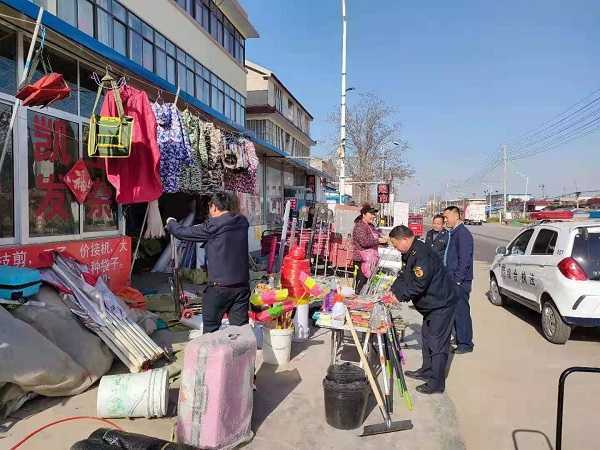 整治沿街店外经营 助推环境品质升级(图2)