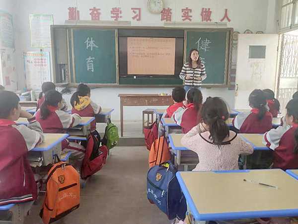 弘扬体育文化 打造健康校园(图1)