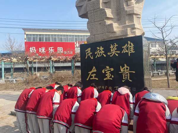 清明祭英烈 满心中国魂(图3)