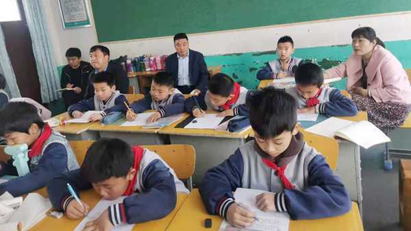 实验小学教育集团着力构建“生本+”课堂(图1) 实验小学教育集团着力构建“生本+”课堂(图1)