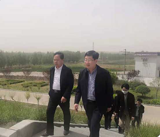 县政府领导深入保太镇检查指导水利工作(图1) 县政府领导深入保太镇检查指导水利工作(图1)