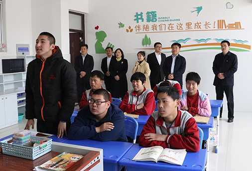 临沂市政府教育督导团赴平邑特校督查工作(图2) 临沂市政府教育督导团赴平邑特校督查工作(图2)