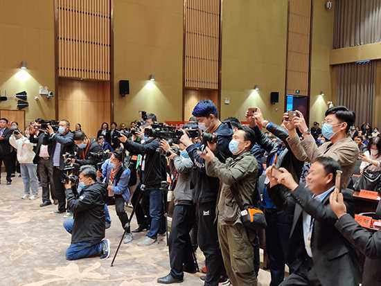 《抱犊风云》新闻发布会在山东兰陵隆重举行(图8) 《抱犊风云》新闻发布会在山东兰陵隆重举行(图8)