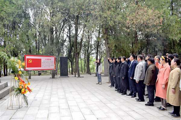走进党性教育基地 重温红色革命历史(图2) 走进党性教育基地 重温红色革命历史(图2)