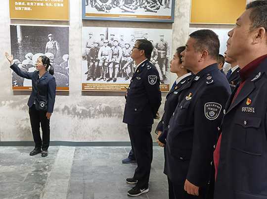 传承红色基因 接受红色洗礼(图1)