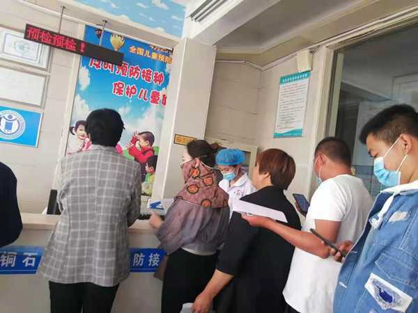 铜石镇计生协全力协助新冠疫苗接种工作(图1)