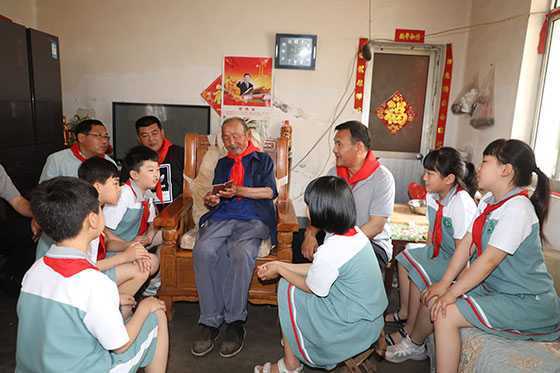 我听老兵讲故事 红色精神永流传(图1)