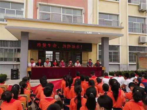 平邑街道开展安全“进校园”安全宣传活动(图1)