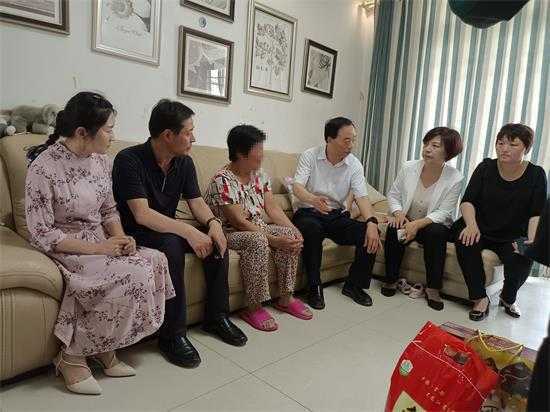 临沂市计生协会领导到平邑街道调研工作(图1)