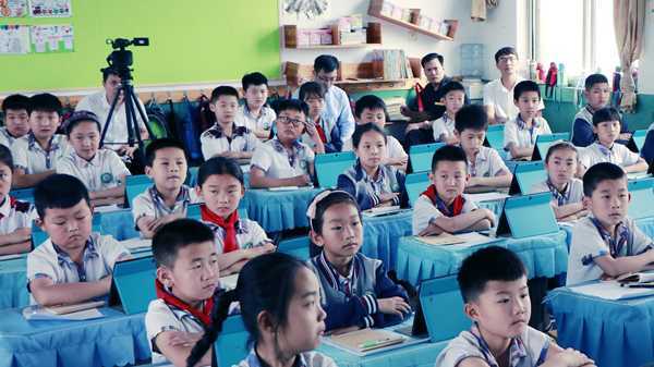 实验小学教育集团“智慧”课堂成效显著(图1) 实验小学教育集团“智慧”课堂成效显著(图1)