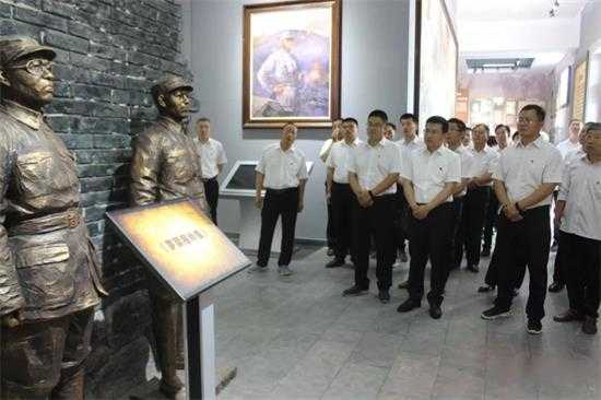 丰阳镇：开展党性教育 接受红色精神洗礼(图3)