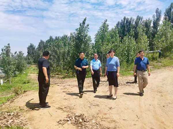 平邑县教体局到地方镇督导防溺水工作(图1) 平邑县教体局到地方镇督导防溺水工作(图1)