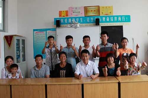 爱与责任 托起特殊孩子的明天(图5)