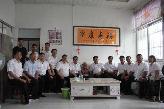 平邑街道乡村振兴头雁孵化基地开展党史学习活动(图2)
