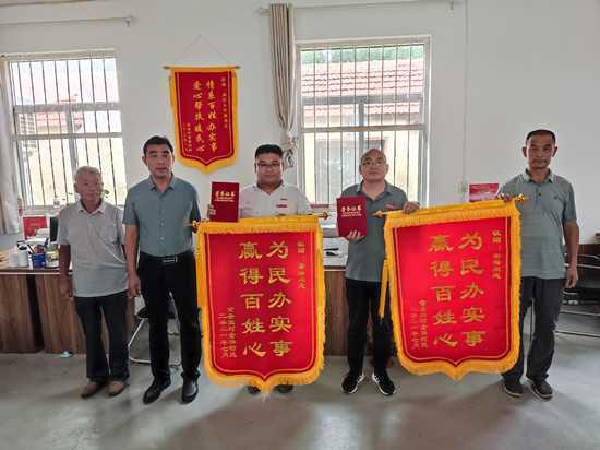 倾心帮扶助发展 情系百姓解民忧(图1)