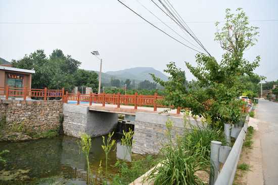 铜石镇“路长制+”防汛抗洪   共筑道路安全钢铁长城(图1)