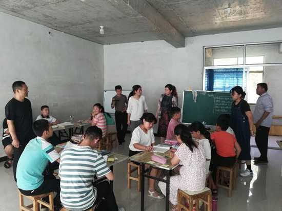 丰阳镇开展校外培训机构大排查大整治专项行动(图1) 丰阳镇开展校外培训机构大排查大整治专项行动(图1)