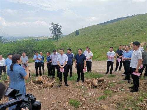 平邑县雨季造林现场会议在平邑街道召开(图2) 平邑县雨季造林现场会议在平邑街道召开(图2)