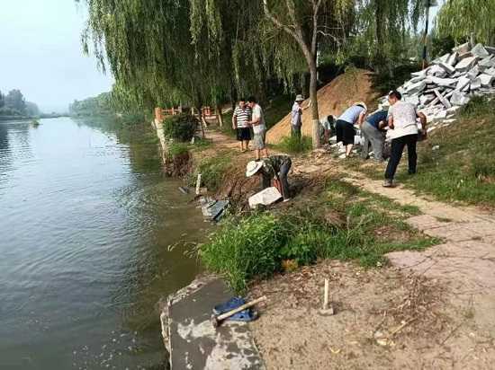 保太镇:“水陆空”协同排查,“溯源式”立体治污(图2) 保太镇:“水陆空”协同排查,“溯源式”立体治污(图2)