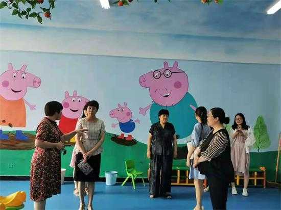 赵霞一行到平邑街道妇女儿童家园调研(图3) 赵霞一行到平邑街道妇女儿童家园调研(图3)